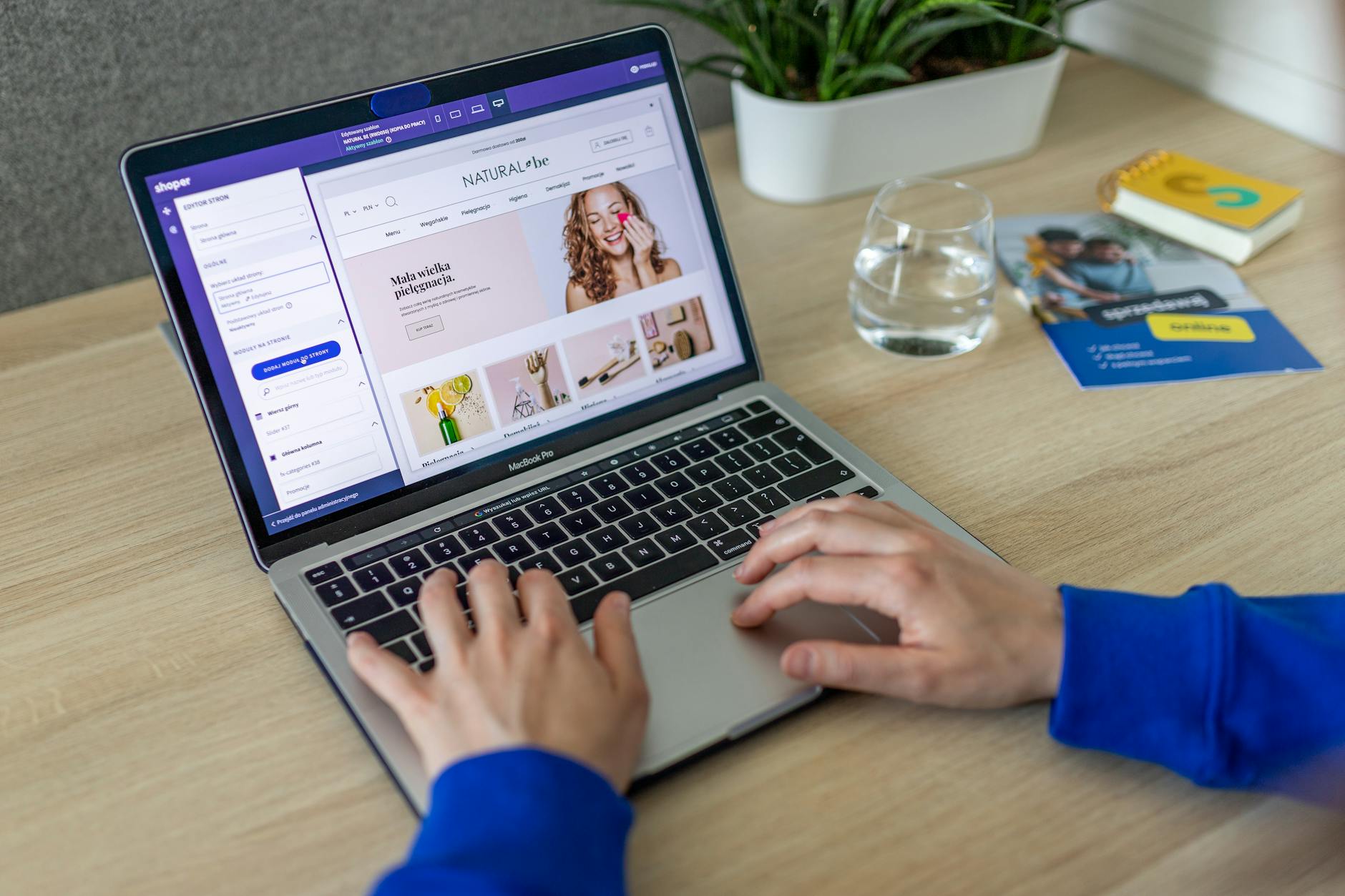Comment faire un site internet — interface éditeur de site glisser-déposer