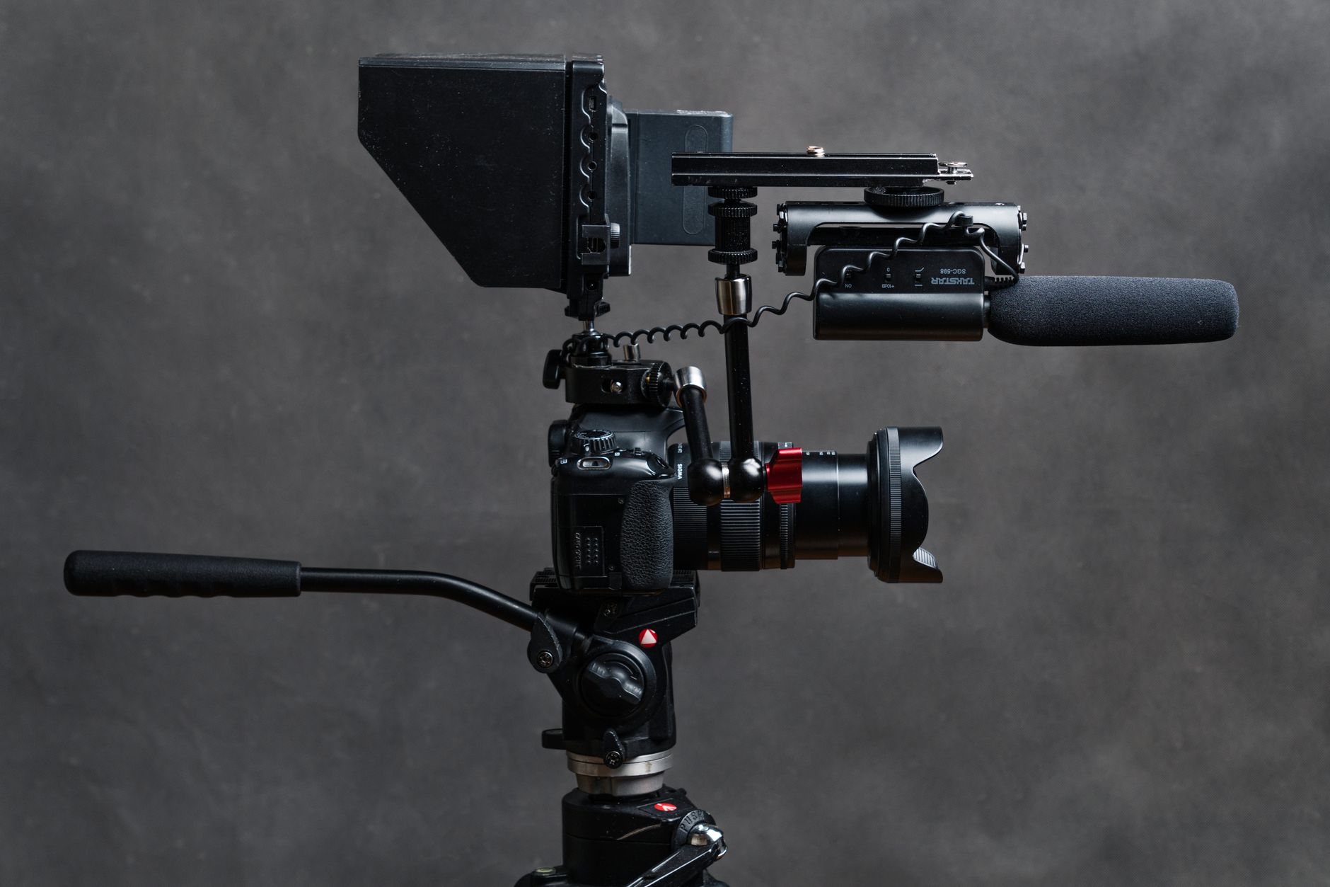 Bac général : la carte maîtresse pour devenir vidéaste et ouvrir les options en audiovisuel — équipement studio de production vidéo
