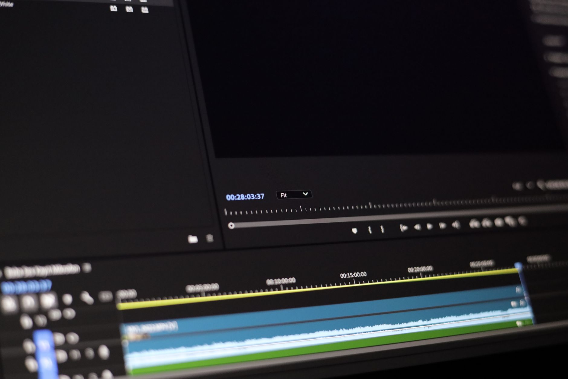 Recadrer une vidéo facilement avec — interface logiciel de montage vidéo